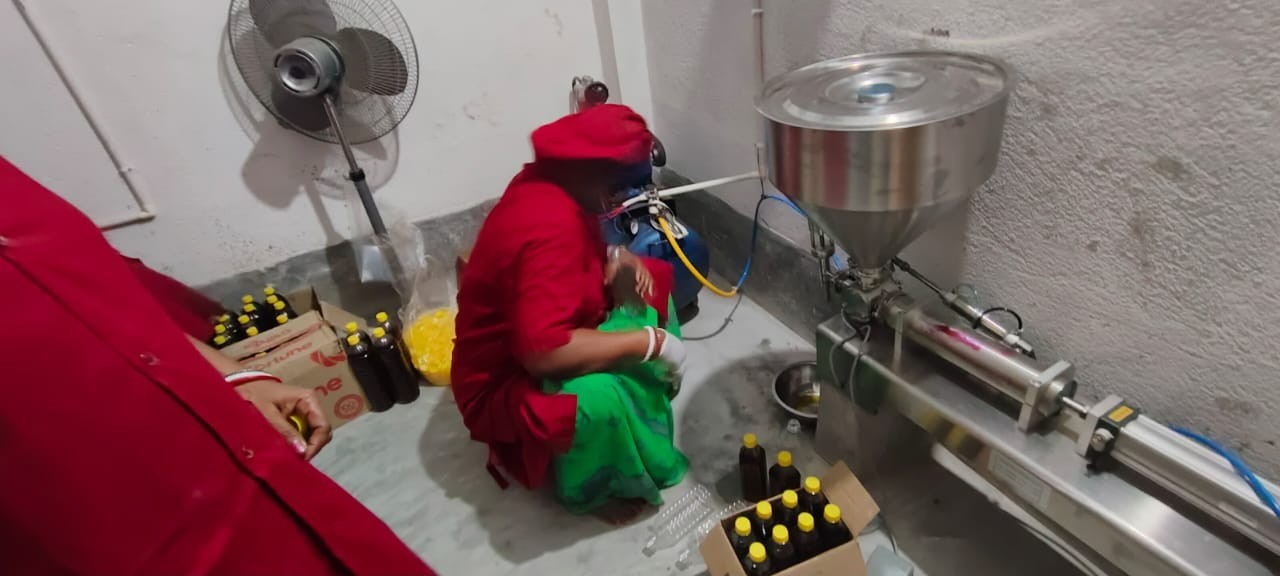 Modern mustard oil processing facility